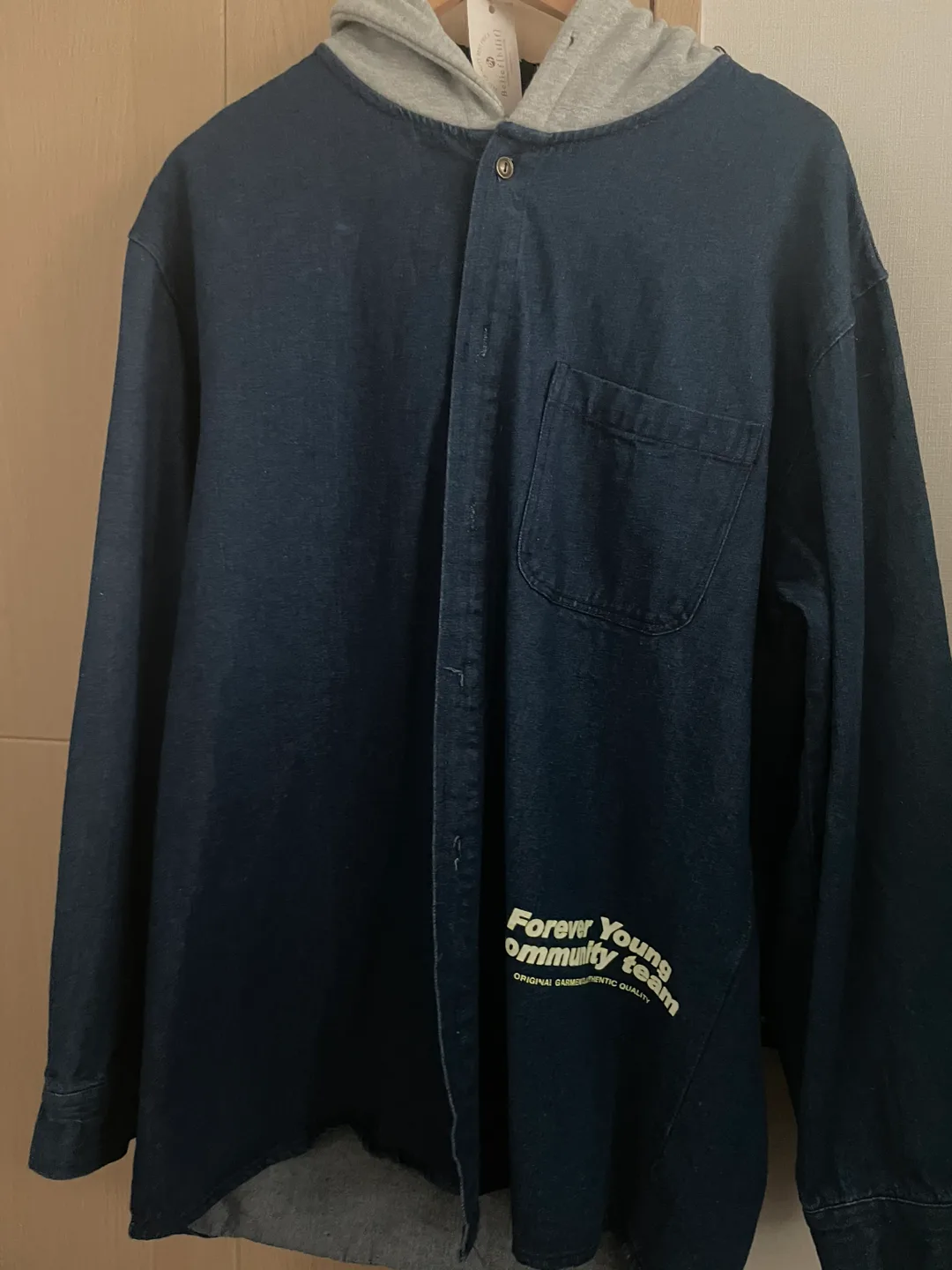 새제품/중고 옷 판매합니다!