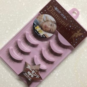 일본 속눈썹 / 돈키호테 아몬드 아이 속눈썹 판매.