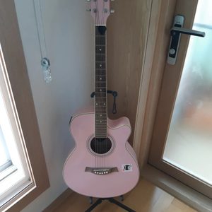 통기타와 반도기타거치대
