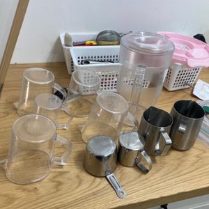 카페물컵 물피쳐 용량컵 카페 커피 일괄판매