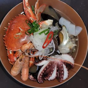 주말알바 .단기 알바 파트타임.서빙1명.주방1명.주방 보조 정직원 구합니다