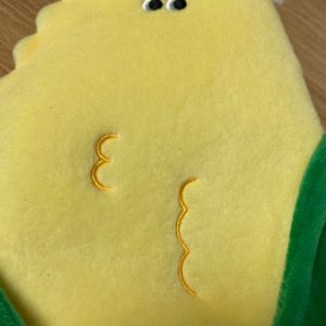 옥수수 필통 팔아요. 먹거리도 넣어드려요