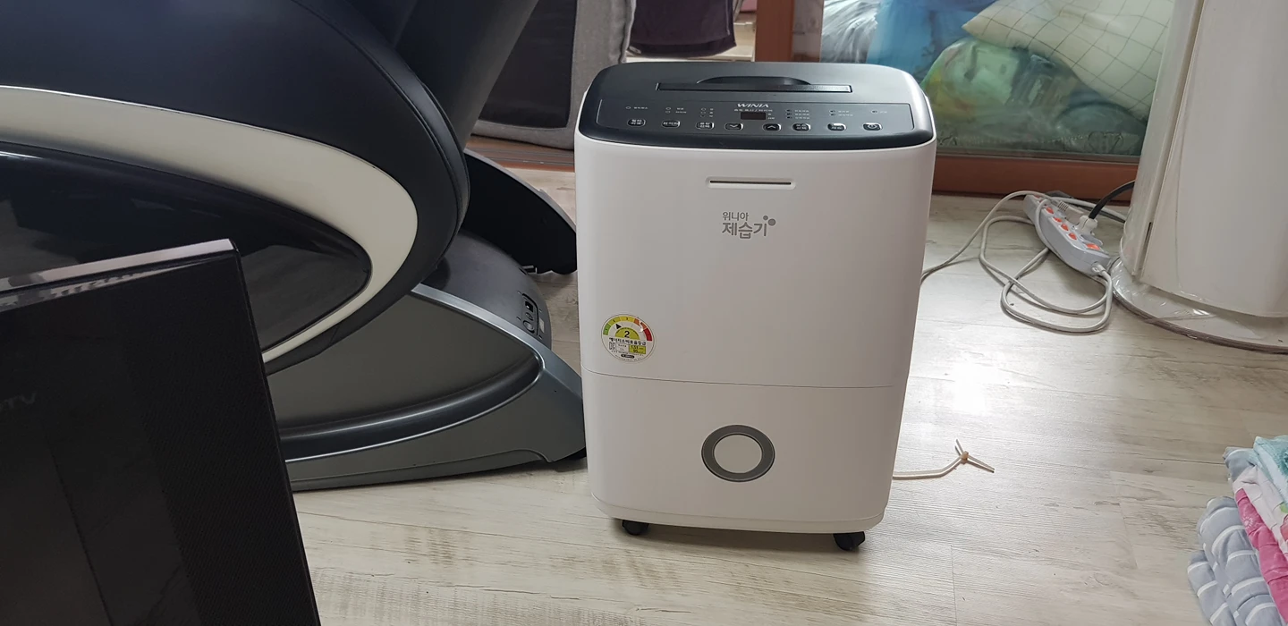 위니아 제습기 8리터