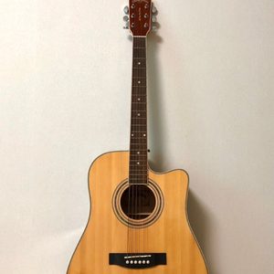 기타 판매합니다!(기타 줄, 피크, 스트랩, 카포 포함)