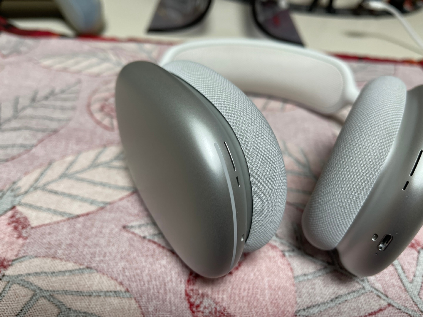 에어팟 맥스 실버 색상 판매합니다. | 당근마켓 중고거래 에어팟 맥스 실버 색상 판매합니다. | 당근마켓 중고거래