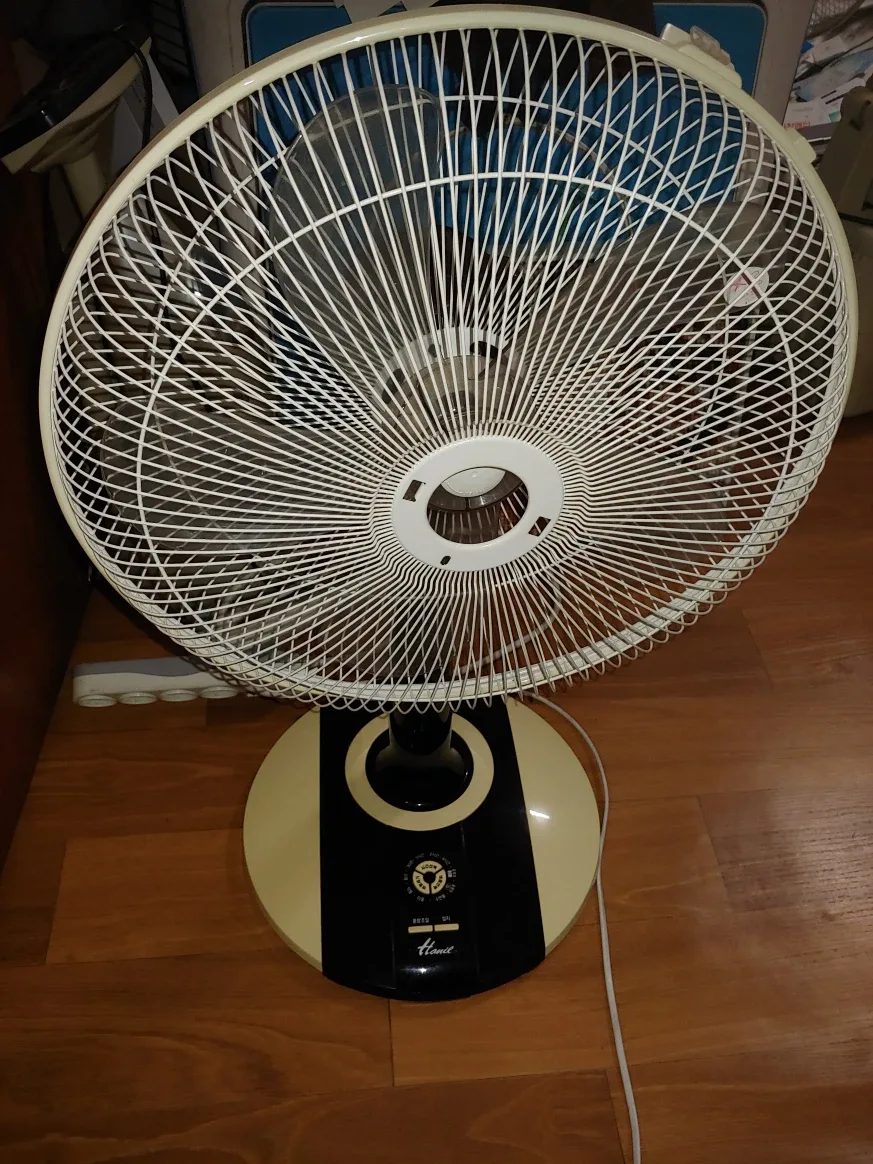 중고선풍기 및 중고 배부른TV 팝니다.