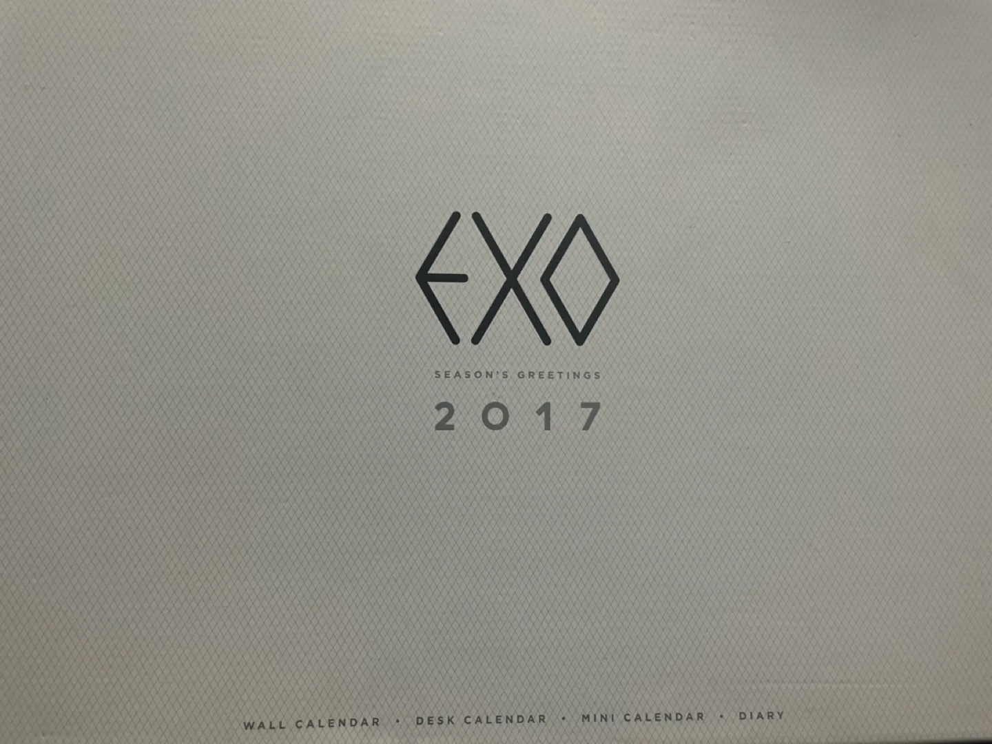 엑소 2017 시즌그리팅 캘린더 (EXO Season's Greetings 2017)