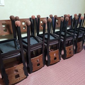 식당의자 총 14개.