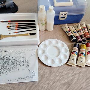 취미용품 정리: 의류, 나무공예 물감 & 도구 세트