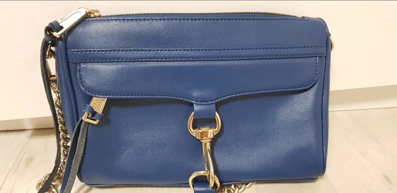 레베카밍코프 정품 체인백 중고상품 판매합니다.