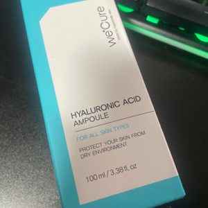 새상품 위큐어 히알루론산 앰플 100ml 피부과 판매상품 원가 33,000