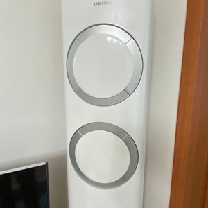 삼성 2in1 에어컨 2대, 실외기 1대, 거치대 1개