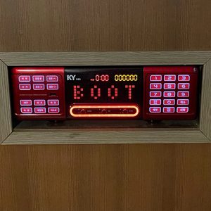 노래방 기계 풀세트로 판매합니다.