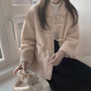 에이블리 데쥬 뽀글이 양털 후리스 떡볶이 코트 떡볶이코트 지그재그