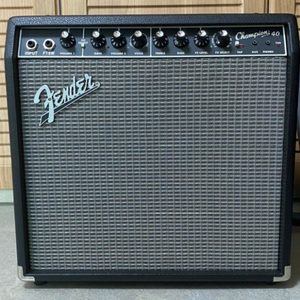 Fender champion 40 기타엠프 팝니다.(일렉기타용)