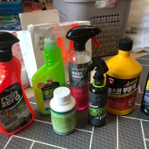 자동차용품(발수코팅,휠세정제,불스원간편세차,부동액,기스제거제,냉각수오염제거제,차량탈취제)