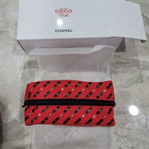 샤넬 메이크업 파우치 2종