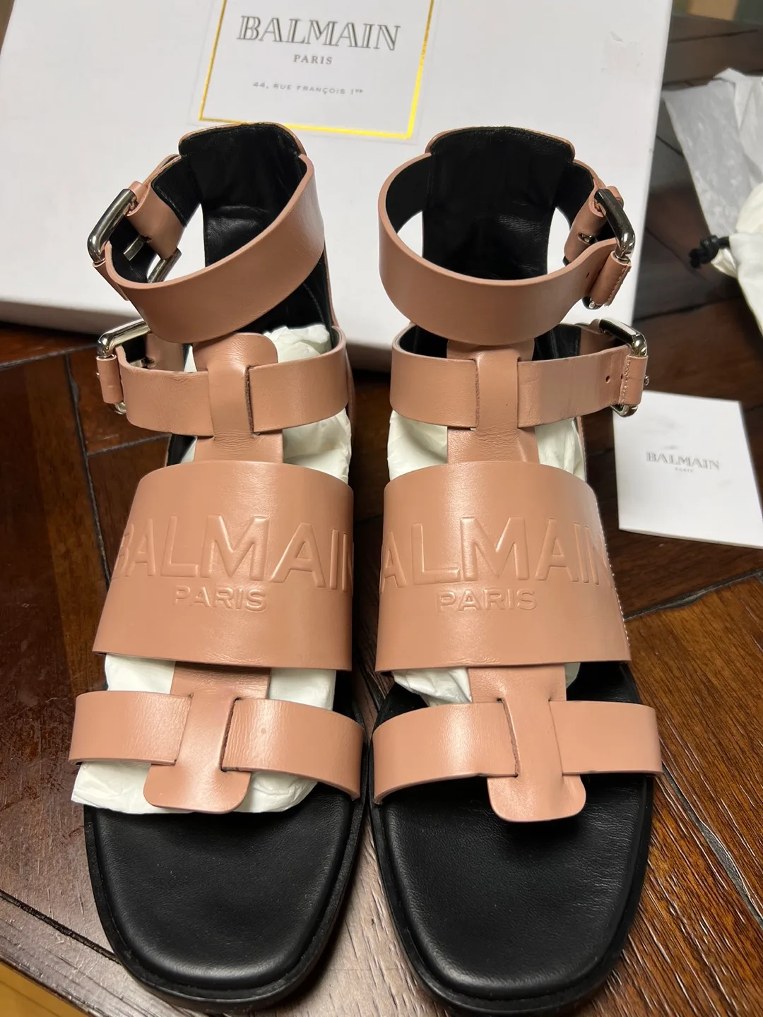 중고_발망 BALMAIN 플랫 샌들 38 사이즈