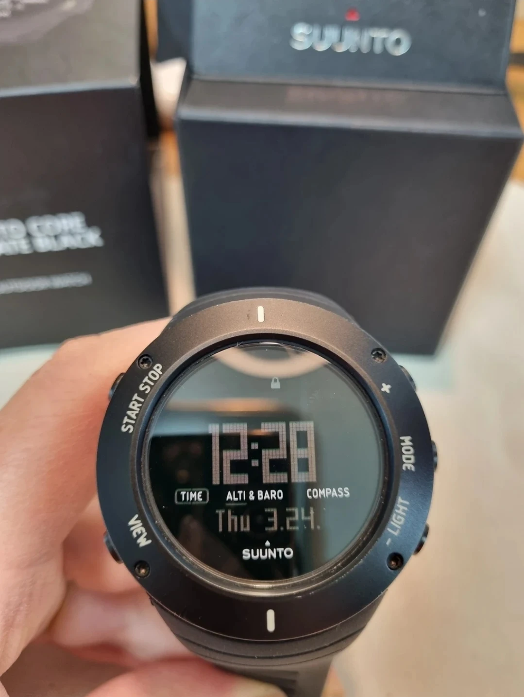 순토SUUNTO 코어 얼티메이트 블랙 당근 중고거래