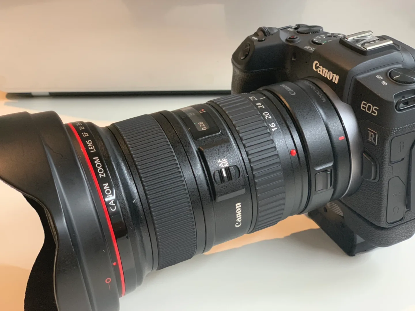 캐논 EOS RP +EF 16-35 ii F2.8 카메라 중고 팔아요