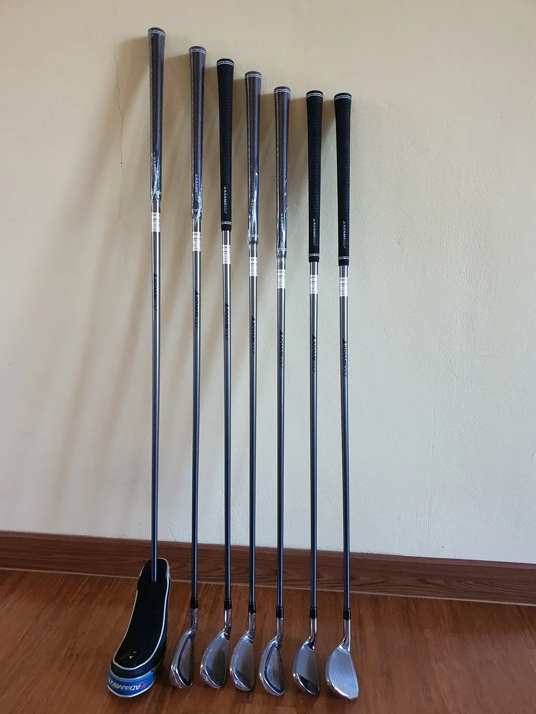 골프클럽 새제품을 중고로 팝니다