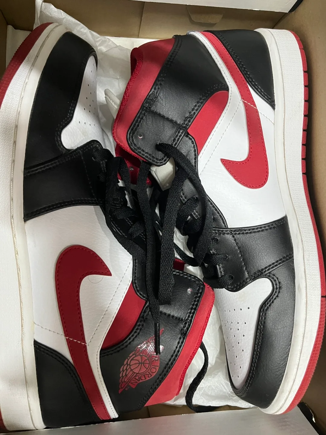 조던1 미드 짐레드 블랙 화이트(중고/290)