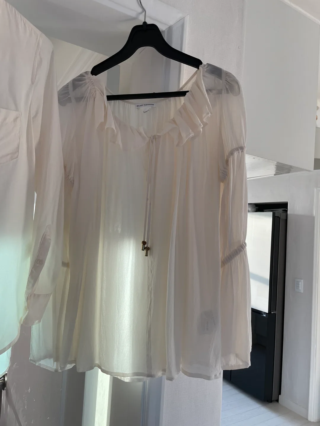 클럽모나코 블라우스 중고 아이유착용