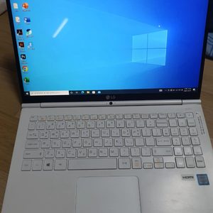 lg 그램 노트북 새배터리로 교체한 15.6인치 노트북과 실사용4시간 넘는 14.1인치 그램노트북