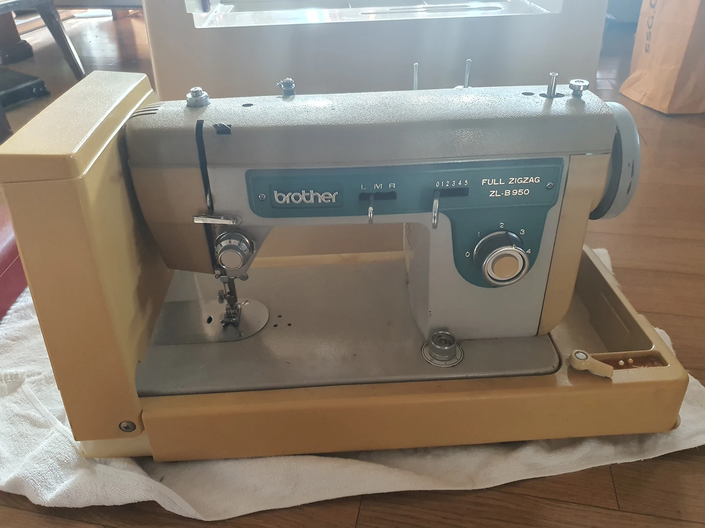 브라더 미싱 ZLB950 당근마켓 중고거래