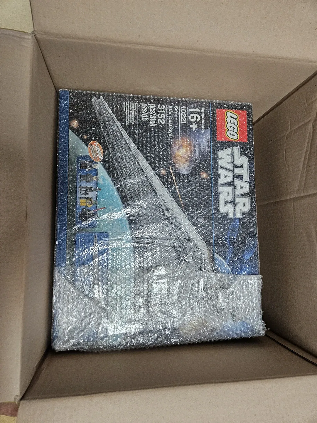 레고 10221 SSD 중고 입니다.