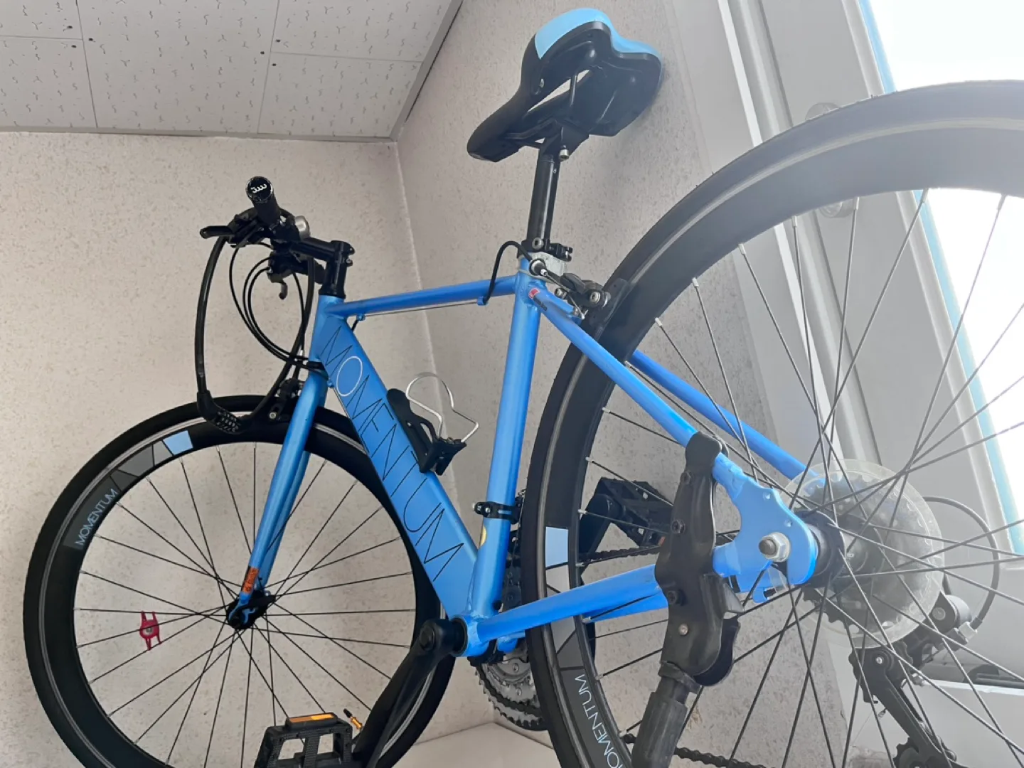 700CC 모멘텀 21 중고판매