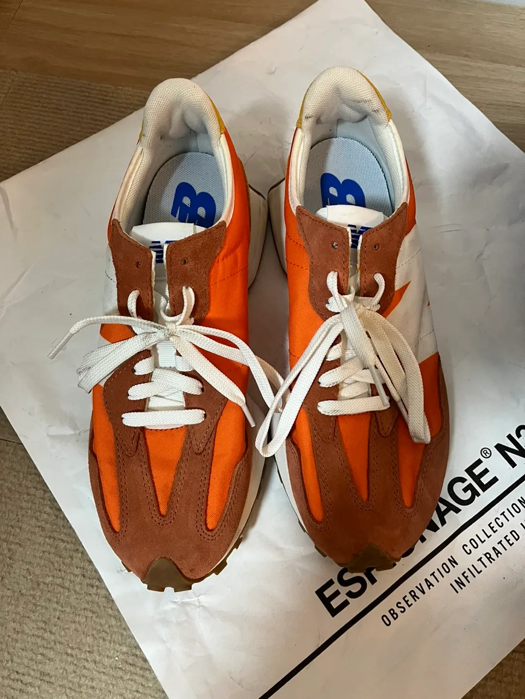 뉴발란스 327 주황색 극미중고