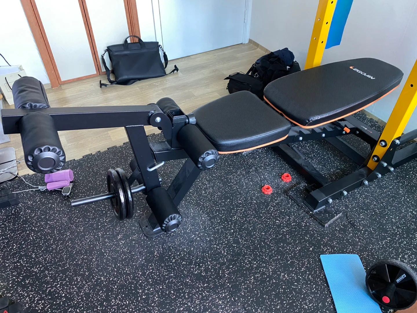 (가격낮춤)이고진 인클라인 벤치 팝니다.