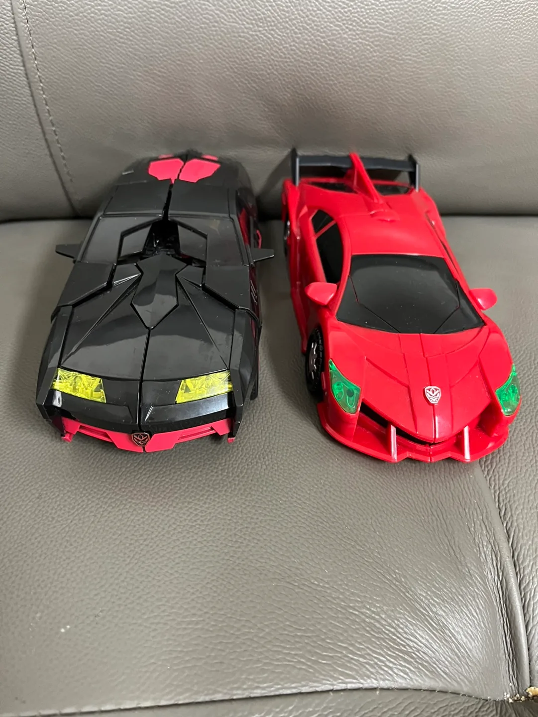 제트런 우가바 카봇