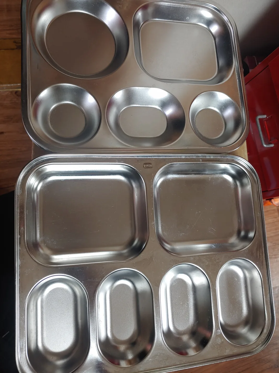 어린이 어른 급식용 식판. 읍 거래가능