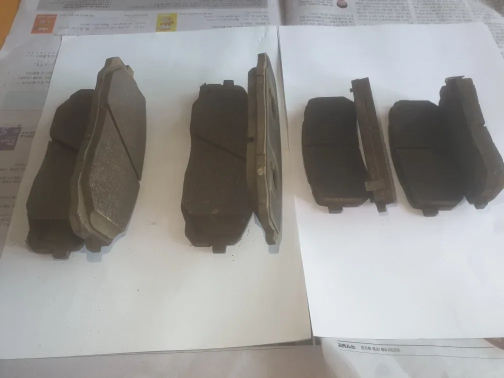 더뉴카니발.올뉴카니발 공용 순정중고 앞.브레이크 패드 팝니다