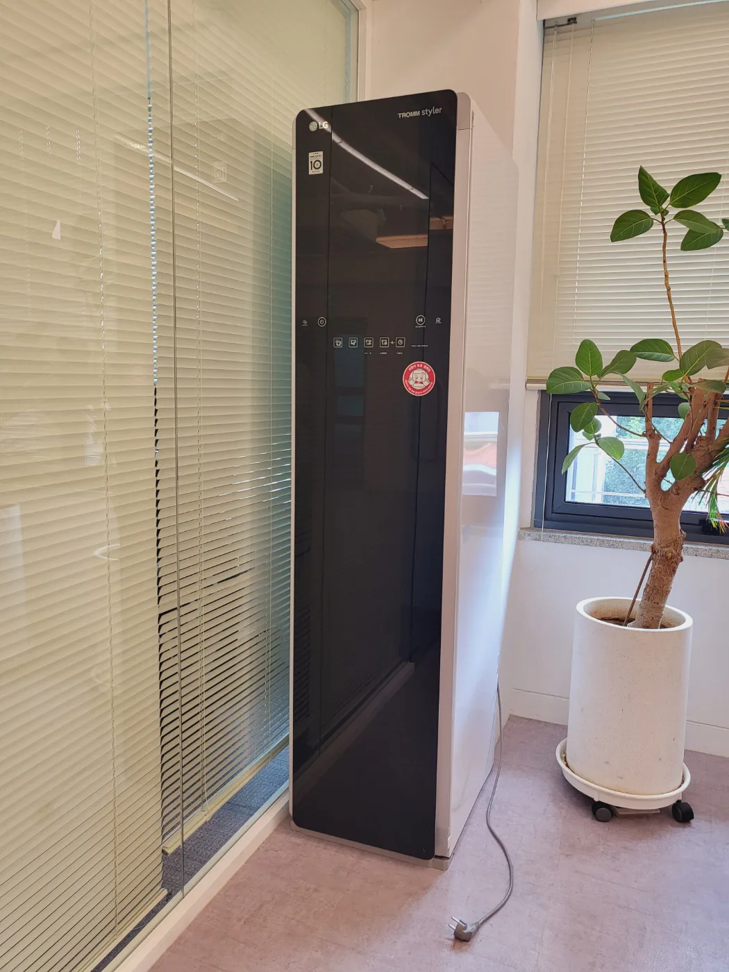 LG 스타일러 S3BF 팝니다.