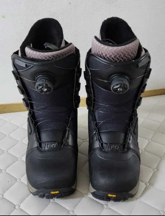 플로우탈론 보드화(275/새제품)