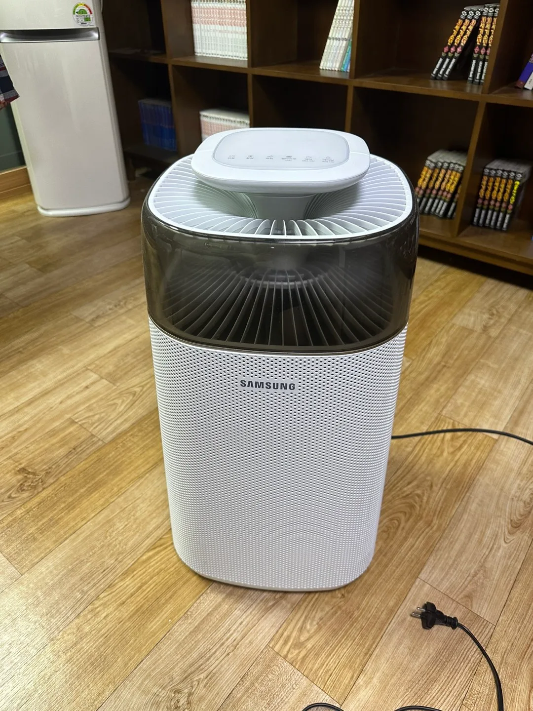 삼성 공기청정기 AX40T3300WMD