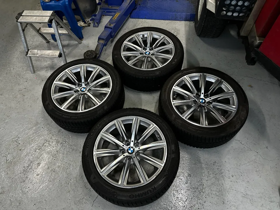 BMW520i 중고 휠타이어