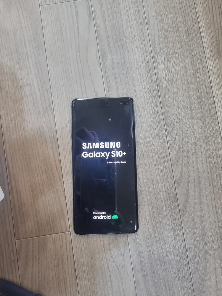 중고 갤럭시 S10+ 팔아요