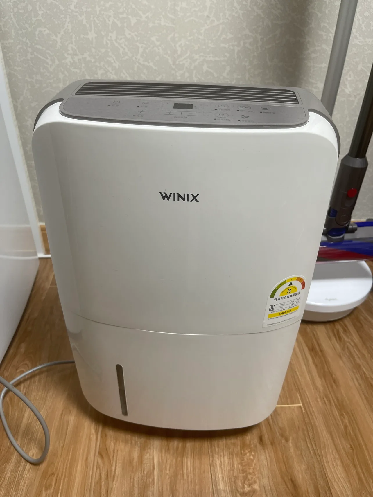 위닉스 제습기 10L