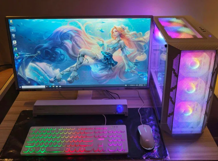 상태 좋은 중고 게이밍 컴퓨터 풀세트