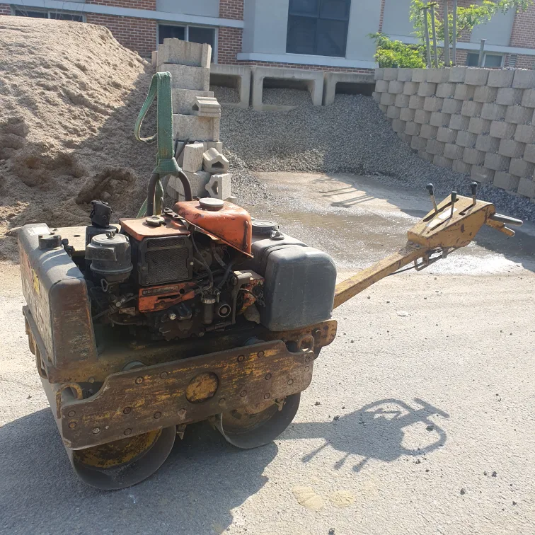 일제 중고 진동로라 팝니다.