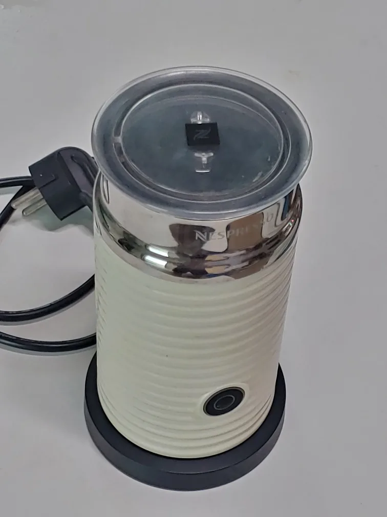 네스프레소 에어로치노3 우유 거품기