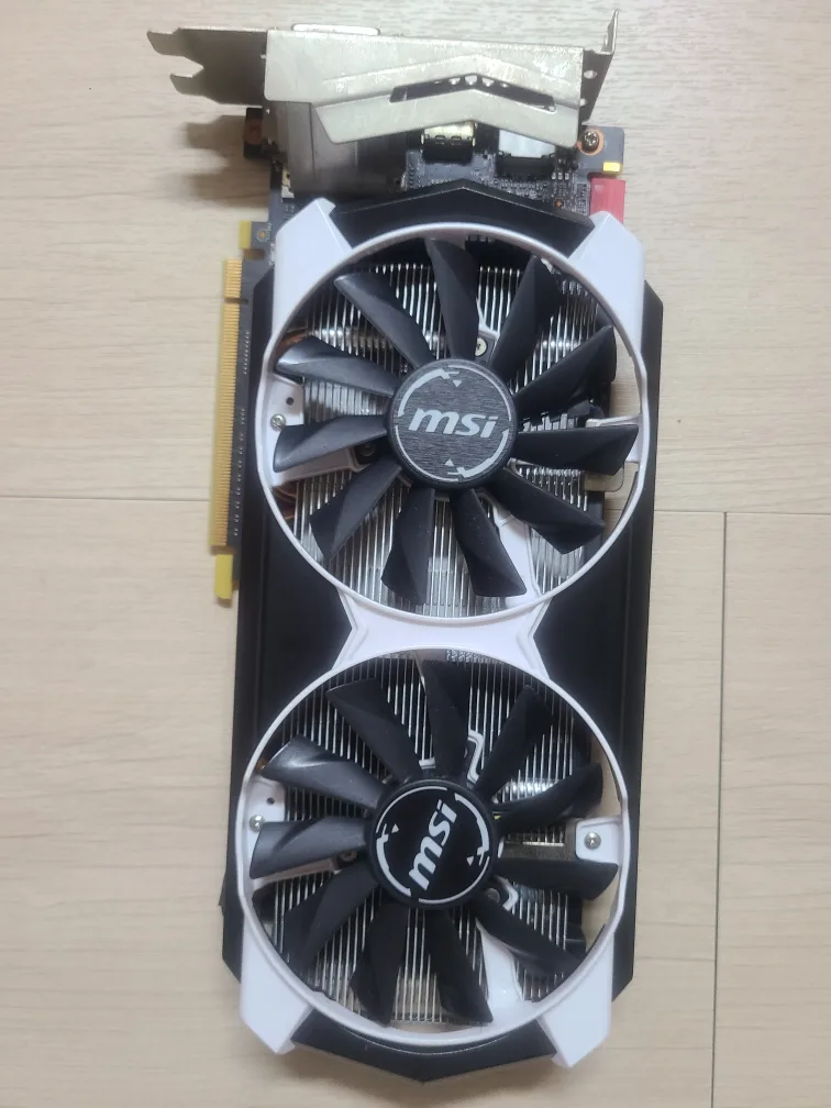 GTX 960 2GD5T  중고 팝니다!