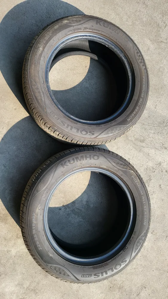 16인치 타이어 225 55R 16 금호타이어 SOLUS TA51 중고타이어