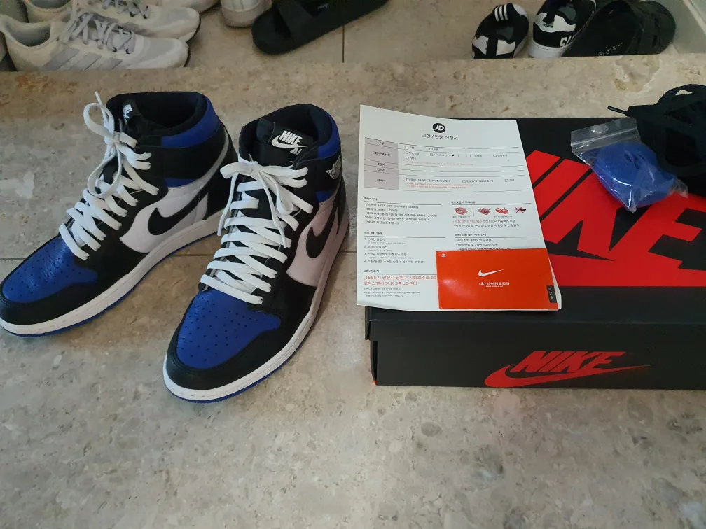 나이키 조던1 로얄토 (중고) 판매