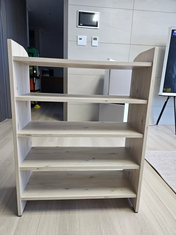 5단 선반 책장 폭60센치 높이 80센치.새거같은 중고.