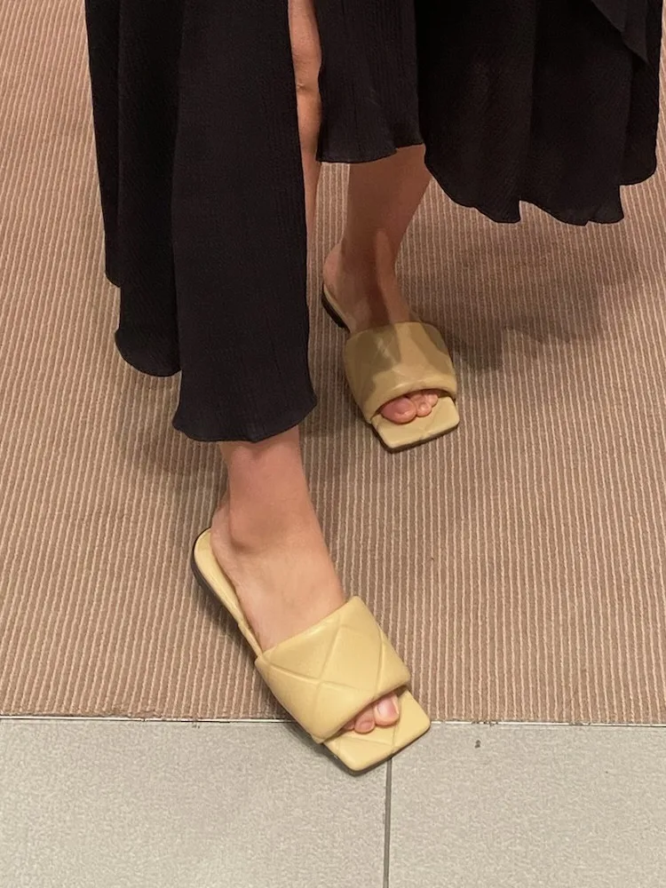 보테가베네타 여성 슬리퍼 (중고)